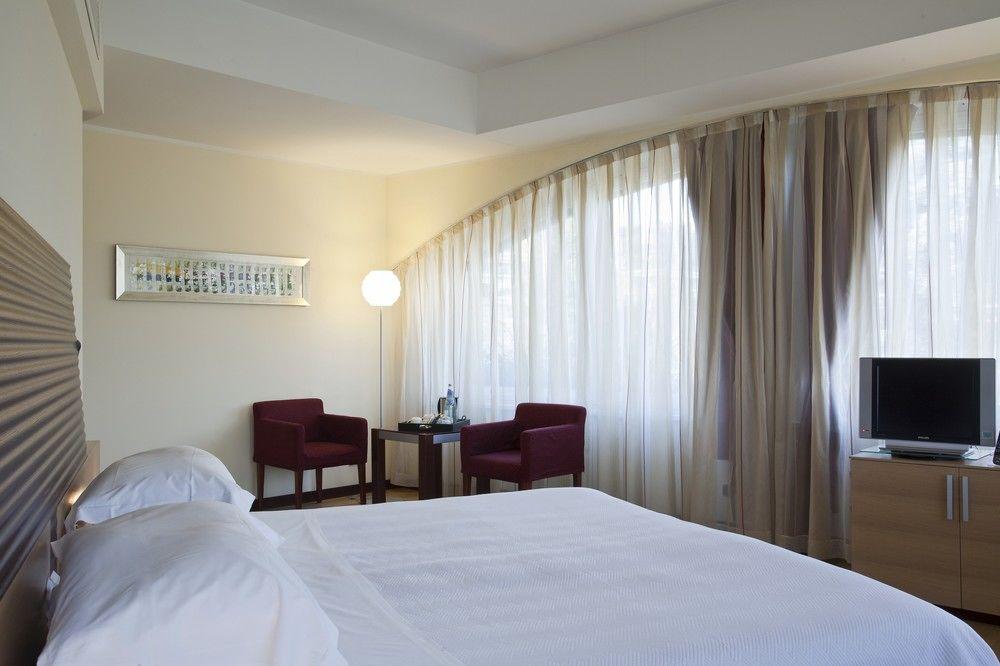 Nh Milano 2 Hotel Сеграте Екстериор снимка