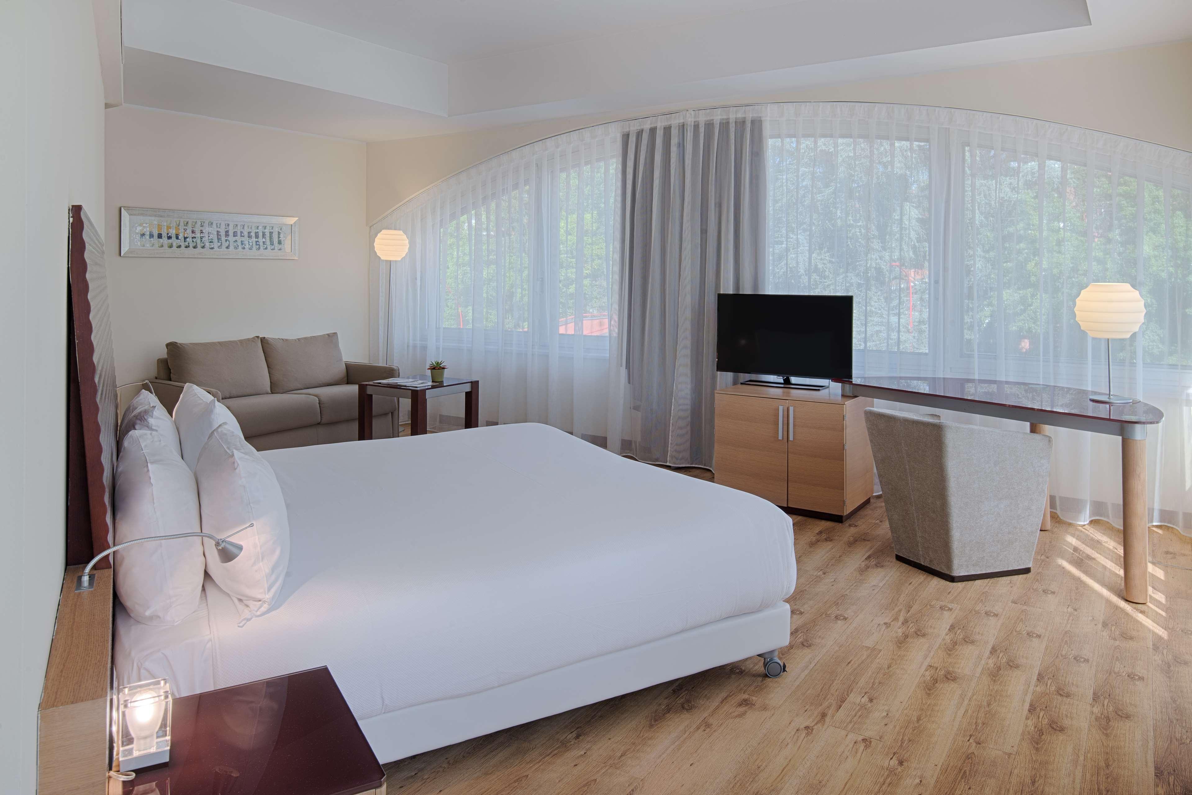 Nh Milano 2 Hotel Сеграте Екстериор снимка