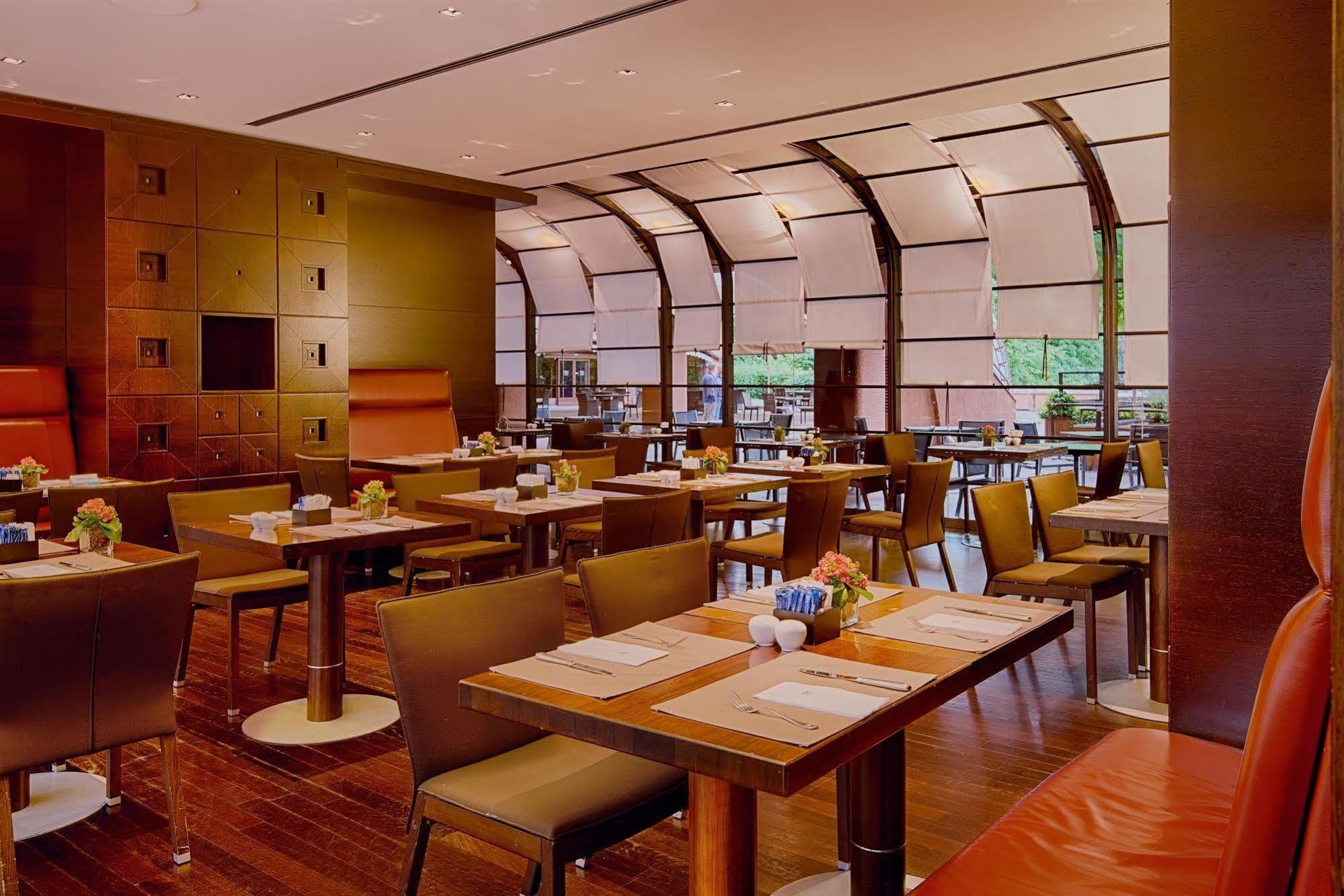 Nh Milano 2 Hotel Сеграте Екстериор снимка